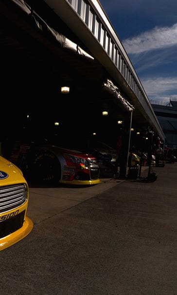 Sights & Sounds: Kicking off the Eliminator Round in Martinsville